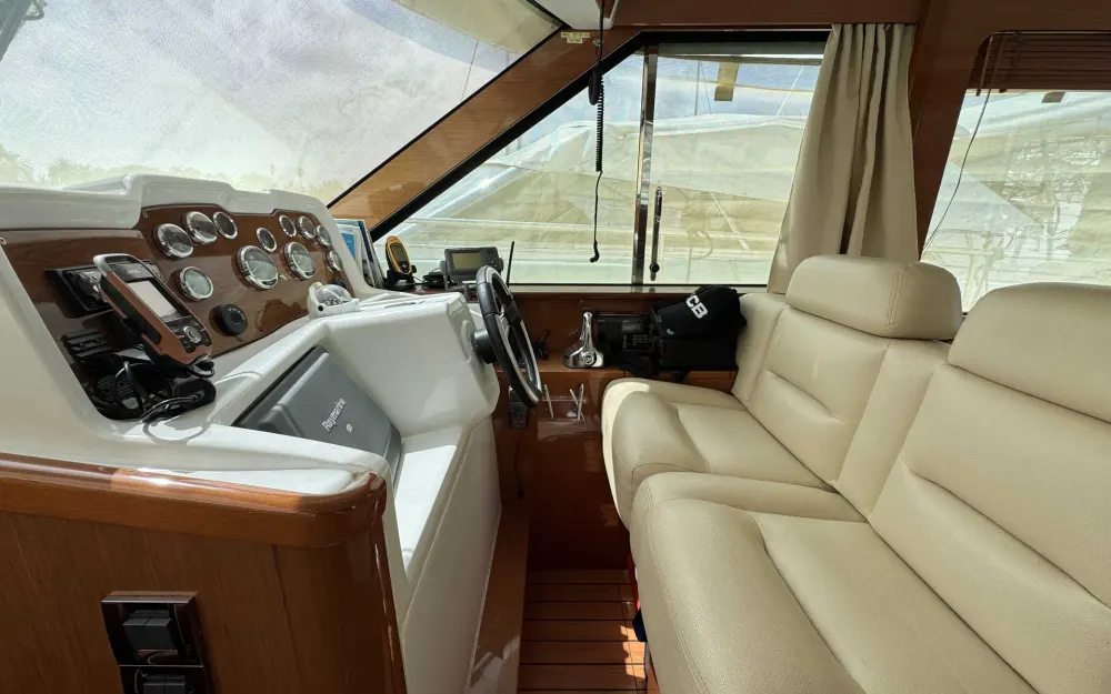 slider 9 Beneteau Antares 13.80