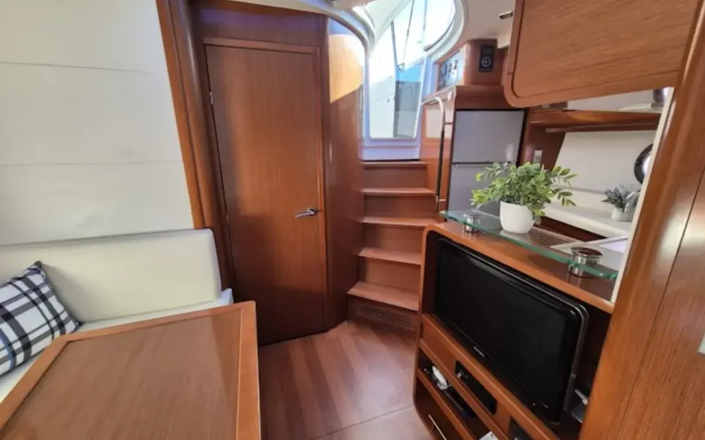 slider 15 Beneteau Monte Carlo 42 - null