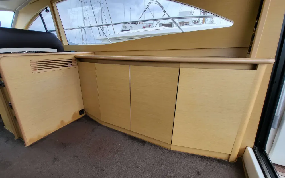 slider 14 Beneteau Monte Carlo 47 HT