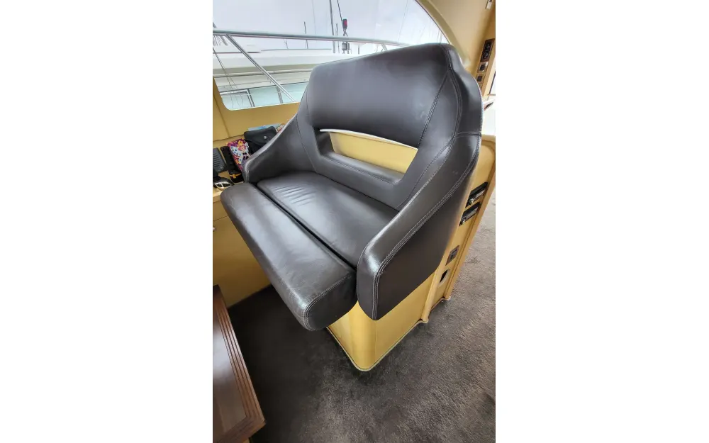 slider 18 Beneteau Monte Carlo 47 HT