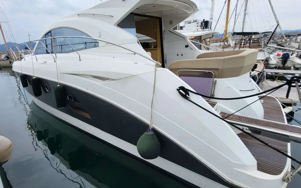 slider 1 Beneteau Monte Carlo 47 HT