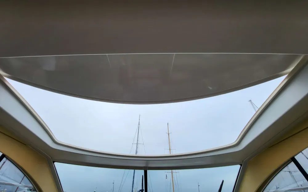 slider 19 Beneteau Monte Carlo 47 HT