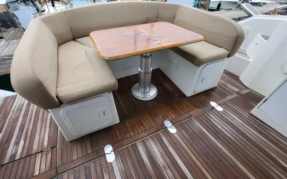 slider 6 Beneteau Monte Carlo 47 HT