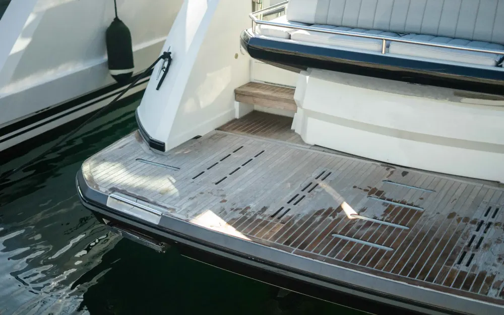 slider 4 Beneteau Gran Turismo 46