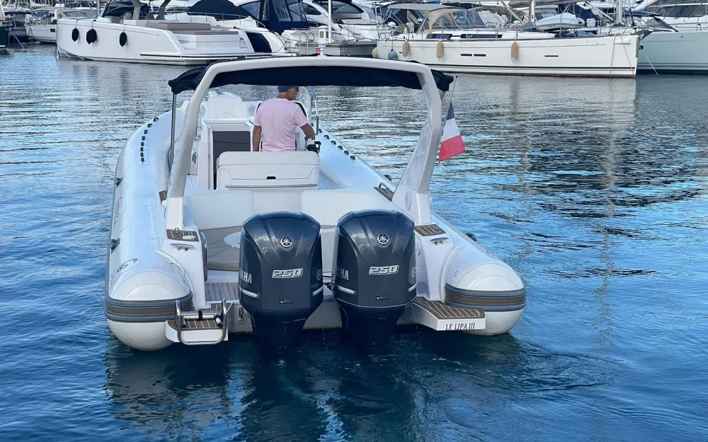 slider 2 Capelli Tempest 1000