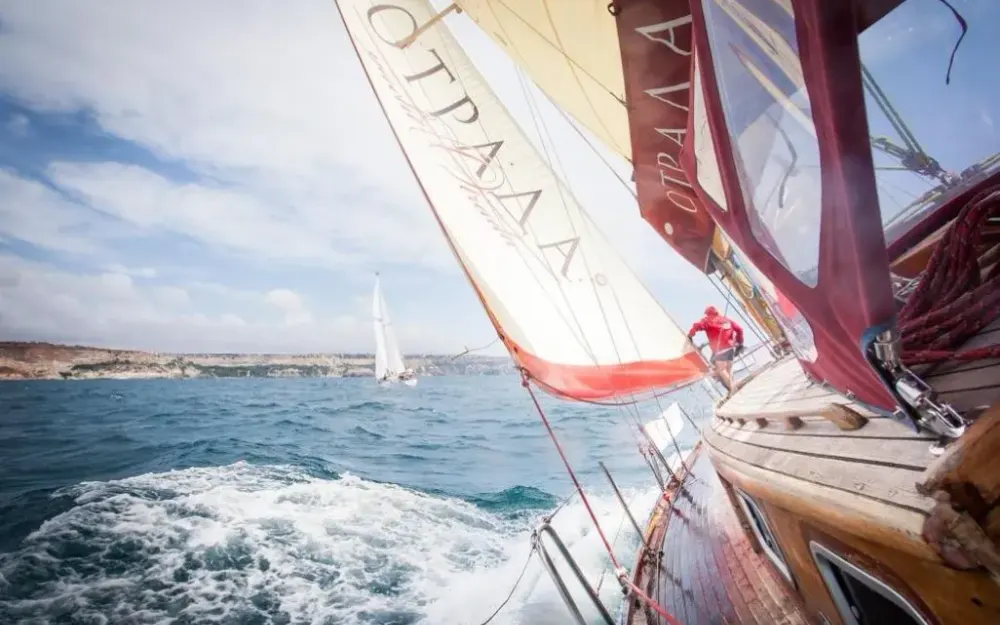 slider 4 Conrad Shipyard Conrad 45
