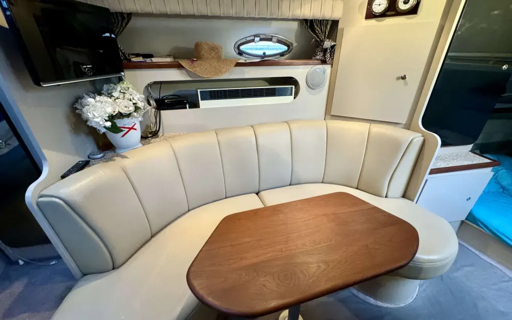 slider 15 Cruisers Yachts  3075 Express
