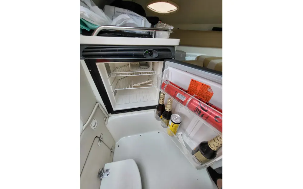 slider 18 Doral  245 Escape - null