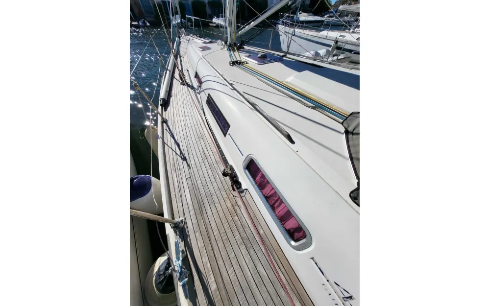slider 9 Dufour  44 - null