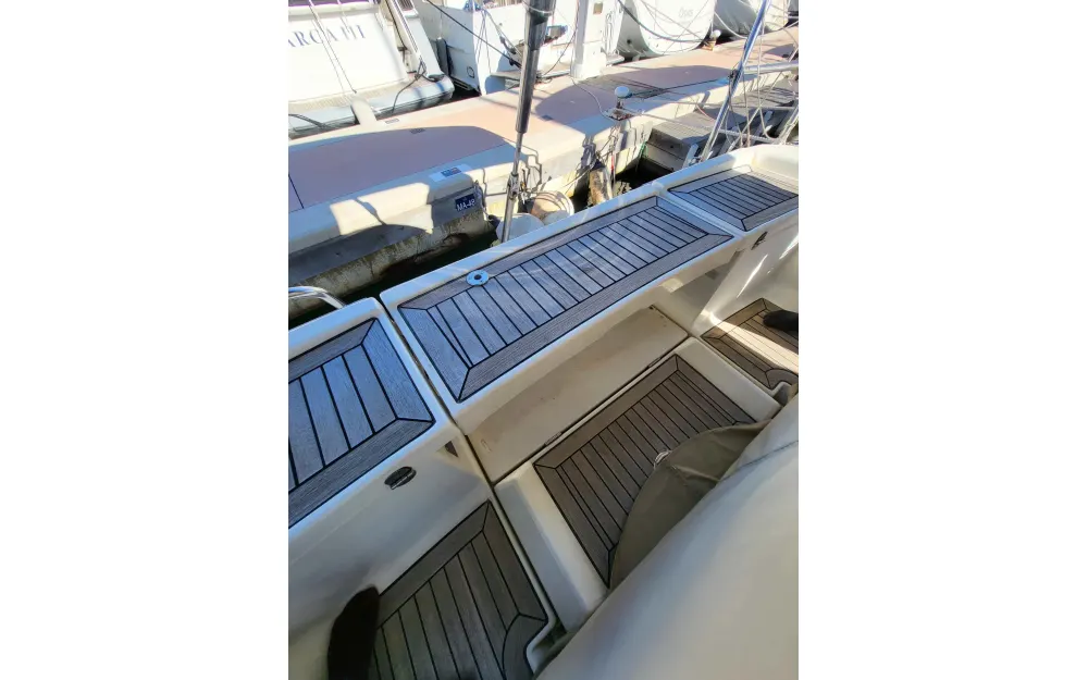 slider 4 Dufour  44 - null