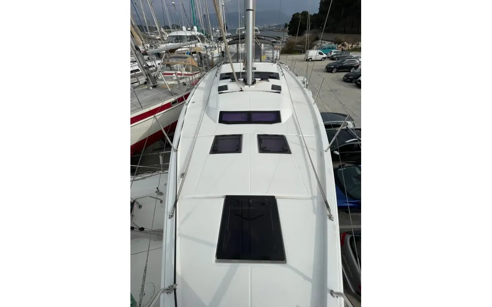 slider 7 Dufour  470 - null