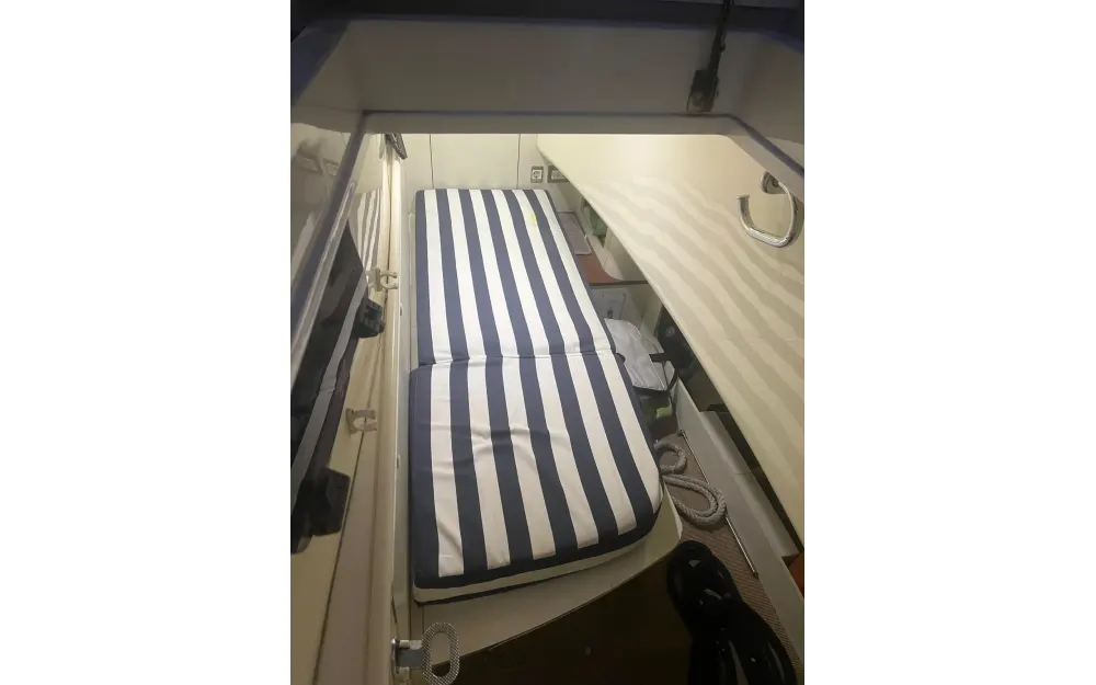 slider 14 Fairline Phantom 50