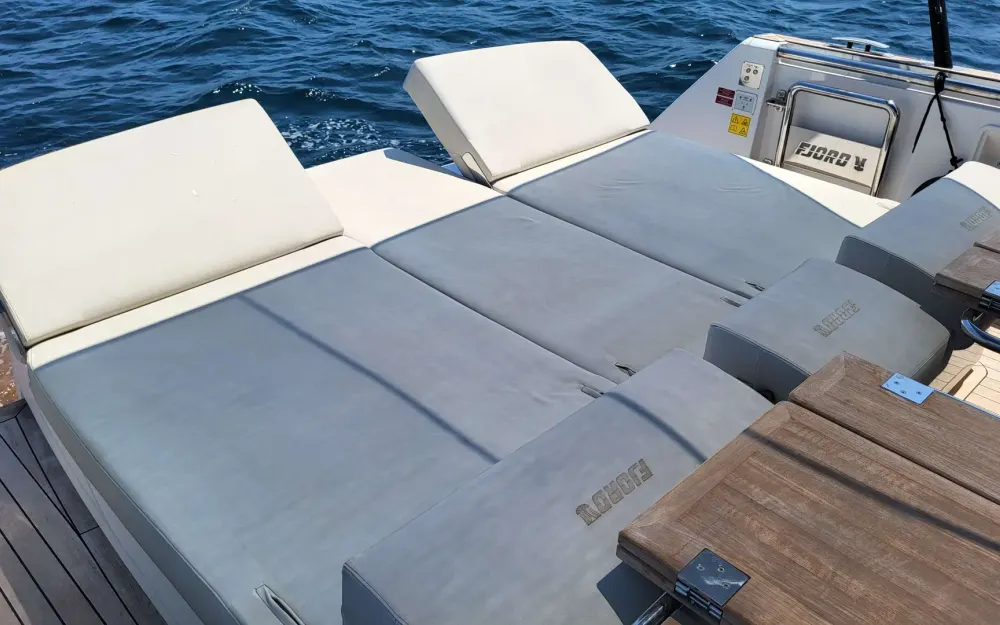 slider 17 Fjord  44 Open