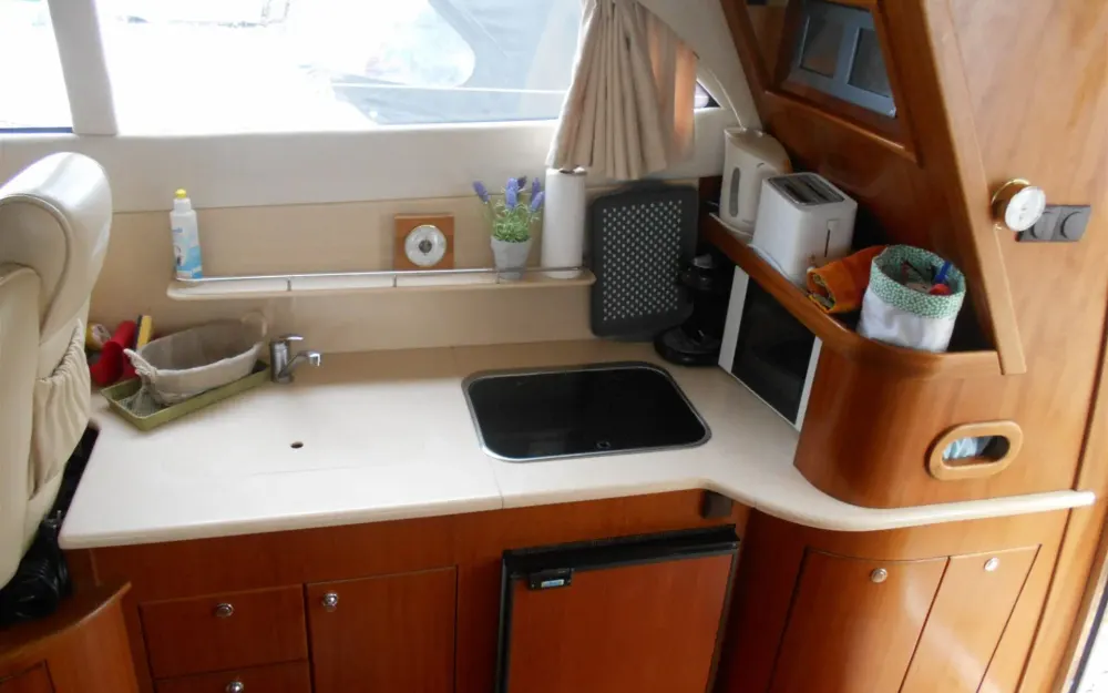 slider 13 Galeon  330 Fly