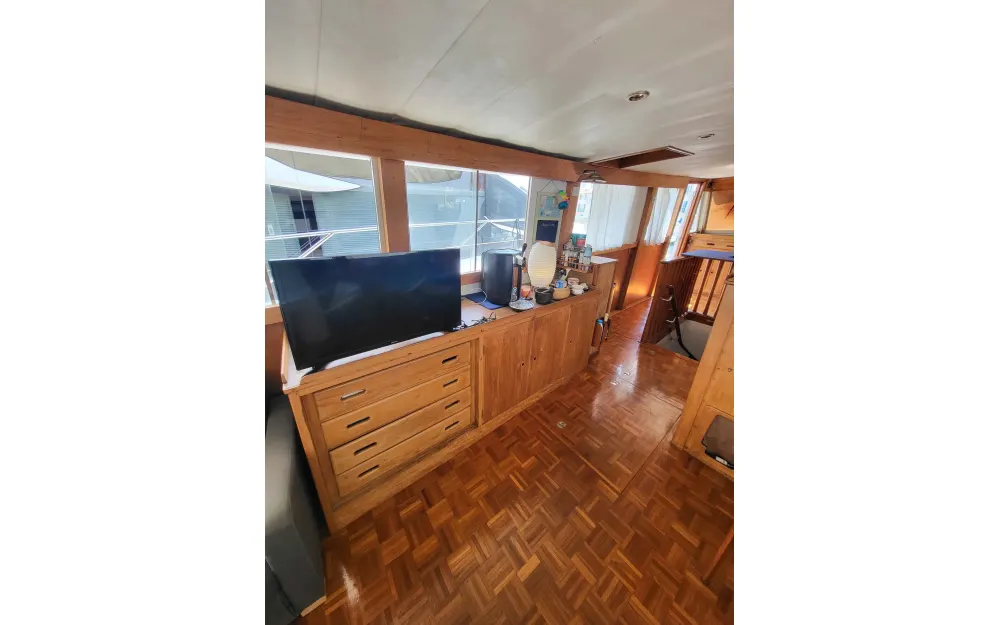 slider 14 Grand Banks  50