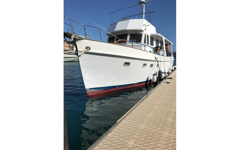 slider 3 Grand Banks  50