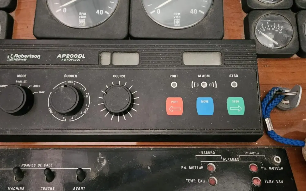 slider 16 