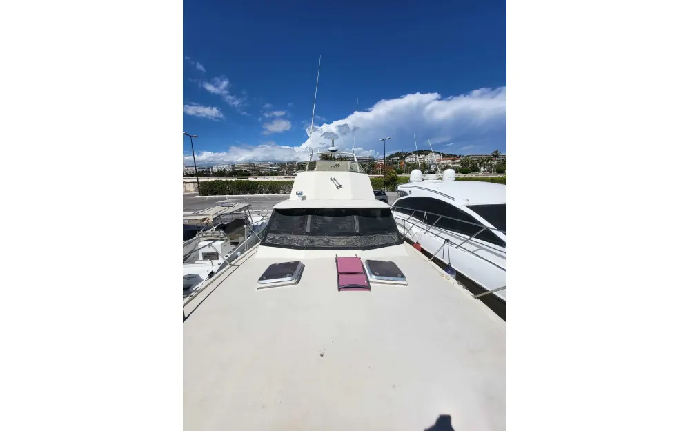 slider 10 Hatteras  46 Convertible