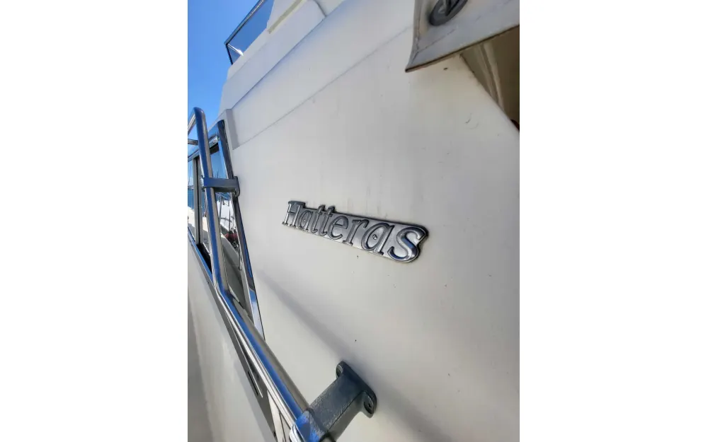 slider 11 Hatteras  46 Convertible