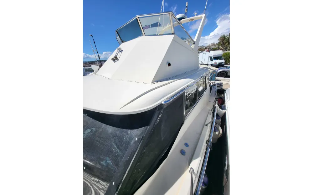 slider 3 Hatteras  46 Convertible