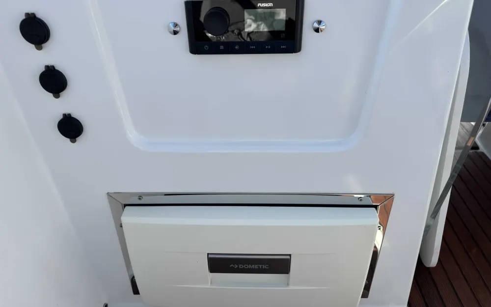 slider 12 Jeanneau Cap Camarat 6.5 BR