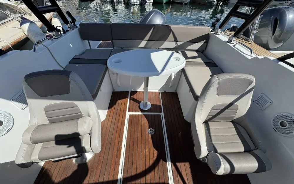 slider 7 Jeanneau Cap Camarat 6.5 BR