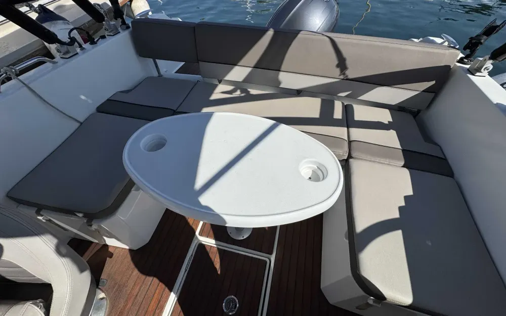slider 8 Jeanneau Cap Camarat 6.5 BR