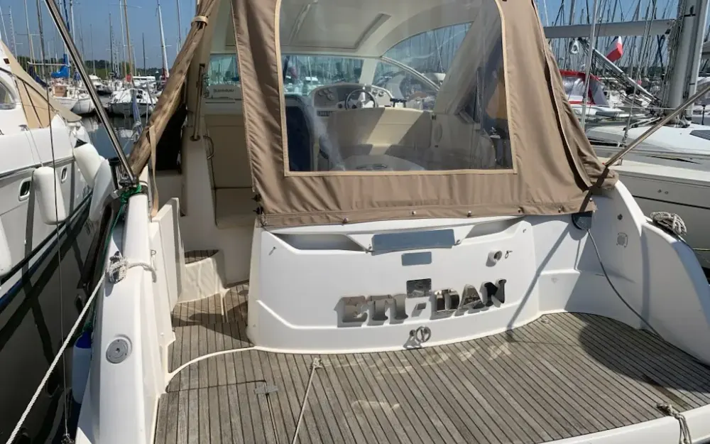 slider 2 Jeanneau Prestige 30 S