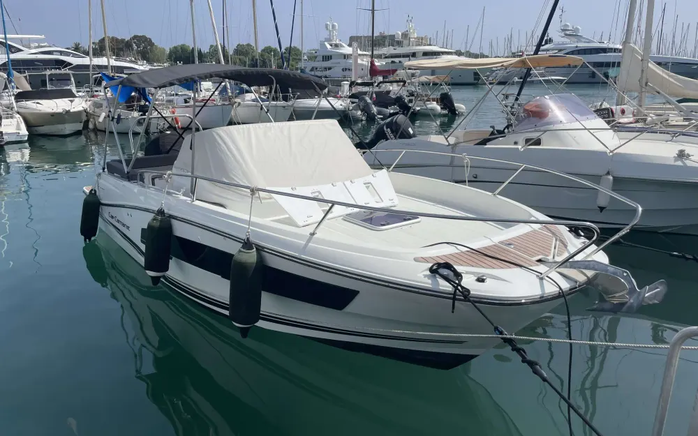 slider 0 Jeanneau Cap Camarat 7.5 CC Serie 3