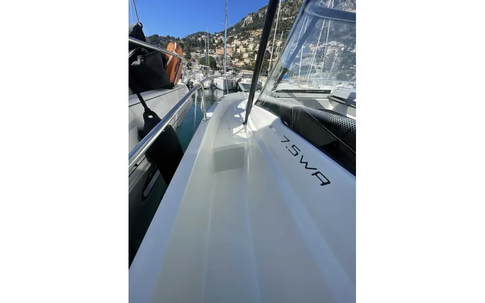 slider 17 Jeanneau Cap Camarat 7.5 WA