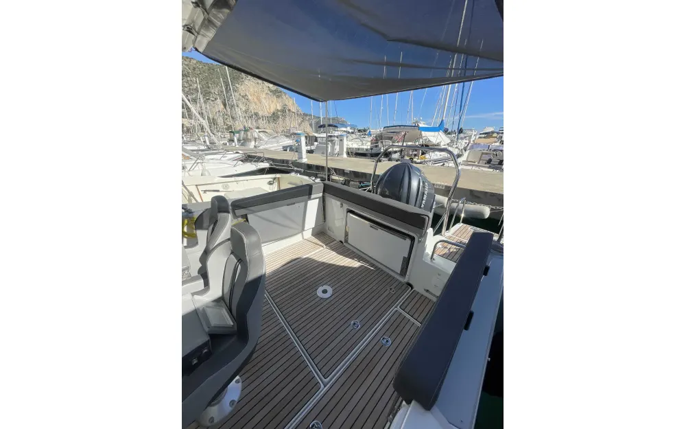 slider 2 Jeanneau Cap Camarat 7.5 WA