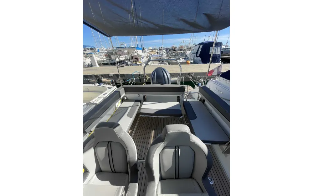 slider 3 Jeanneau Cap Camarat 7.5 WA