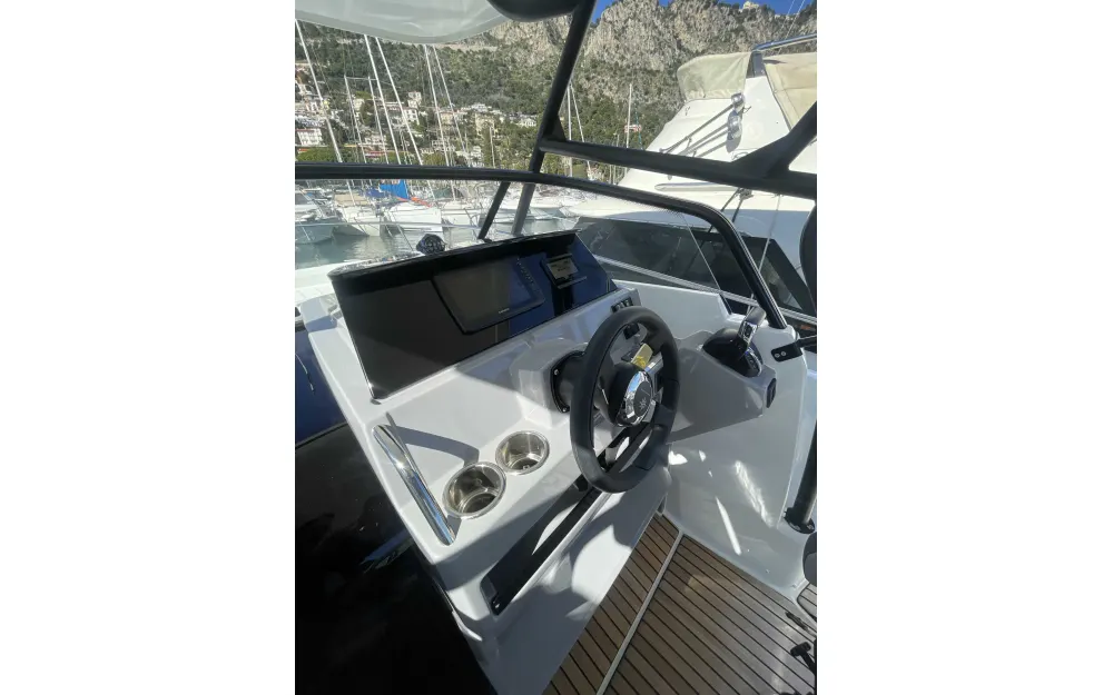 slider 7 Jeanneau Cap Camarat 7.5 WA