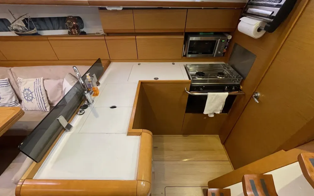 slider 17 Jeanneau Sun Odyssey 409