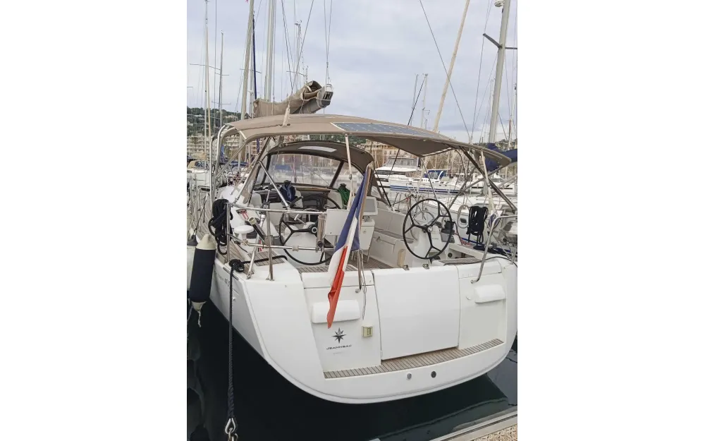 slider 2 Jeanneau Sun Odyssey 409