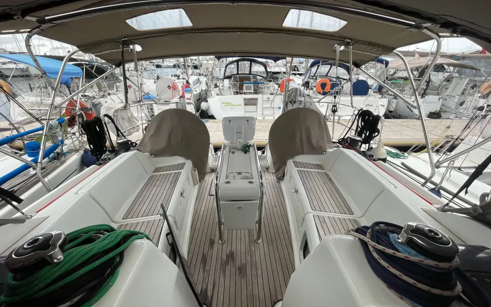 slider 4 Jeanneau Sun Odyssey 409