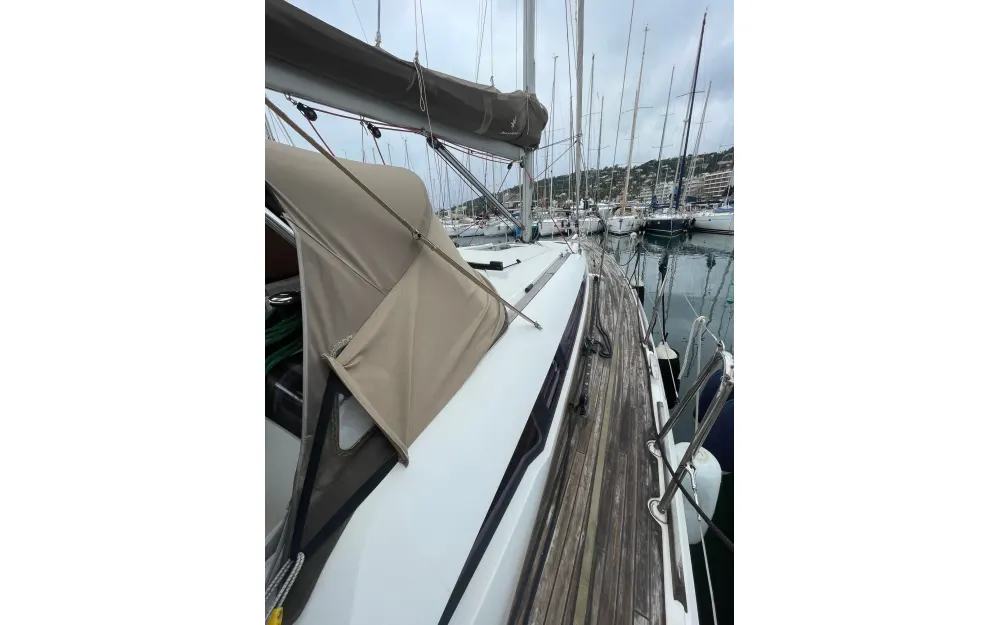 slider 5 Jeanneau Sun Odyssey 409