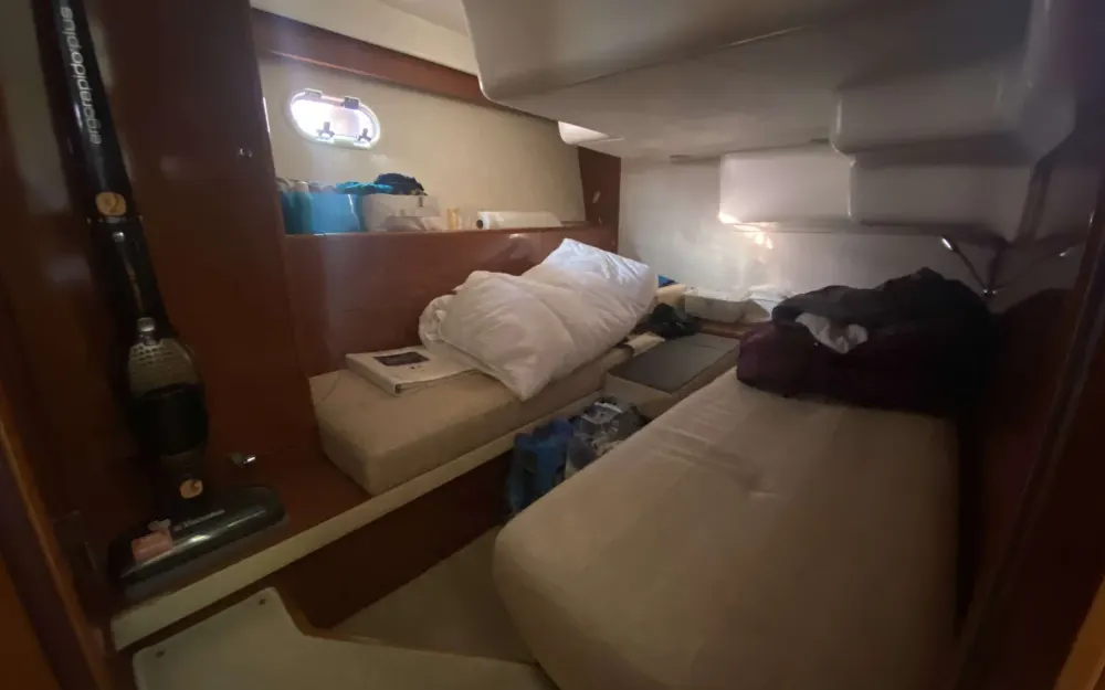 slider 14 Jeanneau Prestige 39 Fly