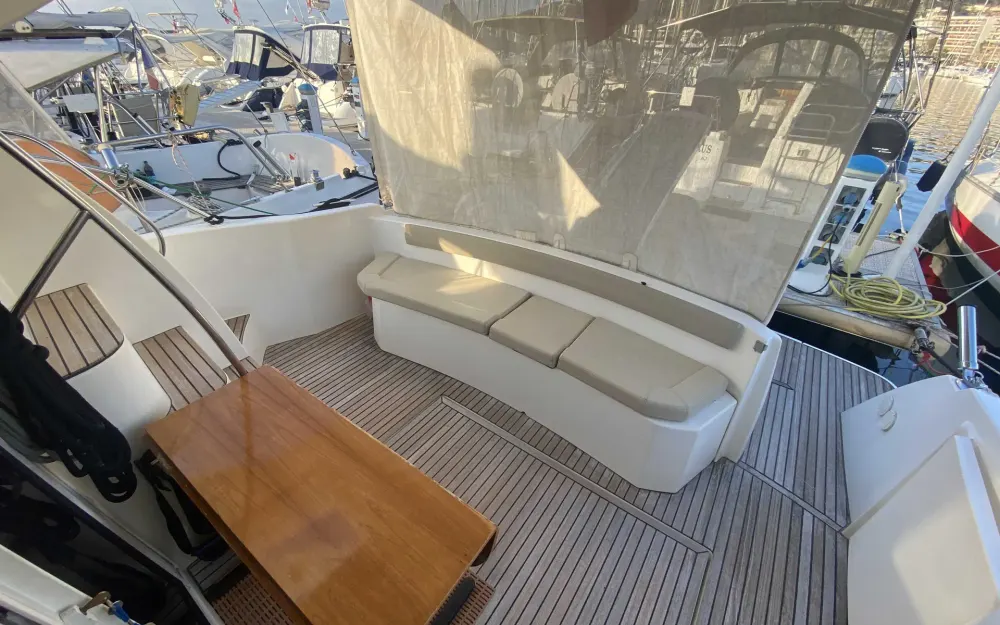 slider 2 Jeanneau Prestige 39 Fly