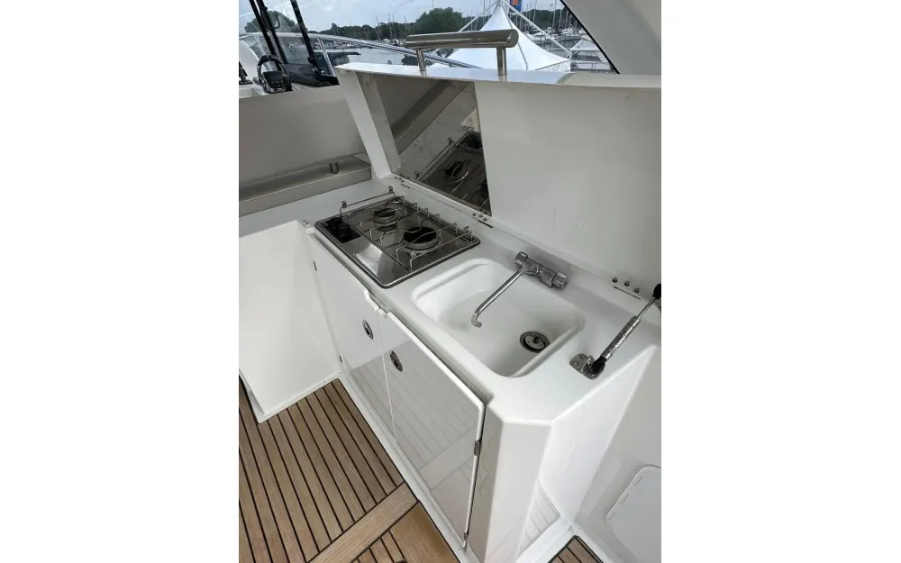 slider 10 Jeanneau Leader 40 - null