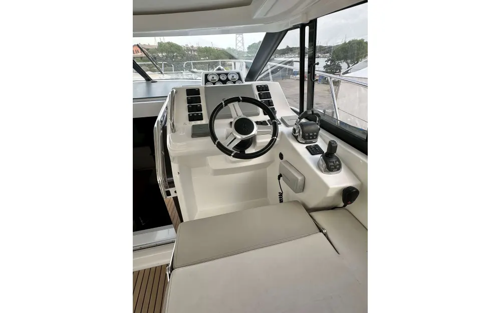 slider 13 Jeanneau Leader 40 - null