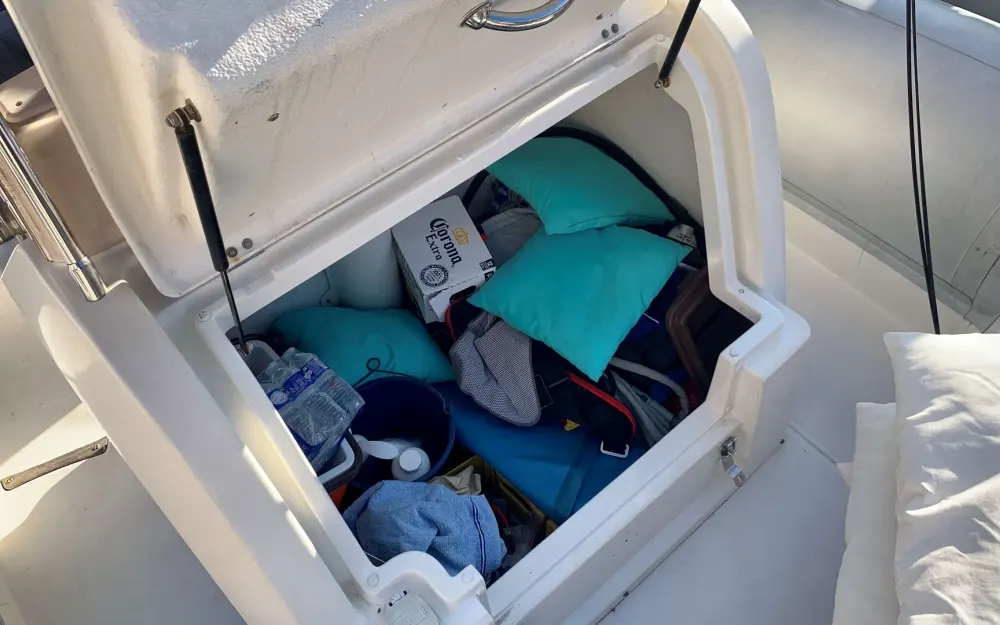 slider 9 Marlin Boat  23 FB