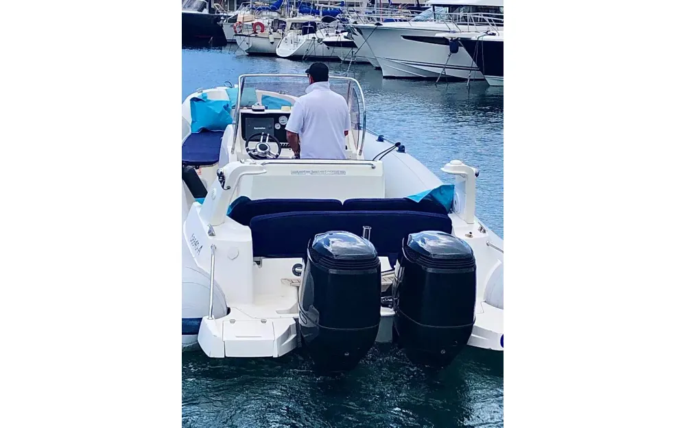 slider 2 Marlin Boat  23 FB