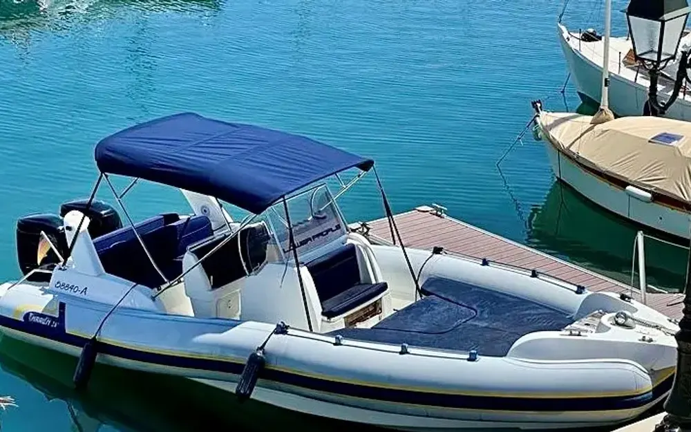 slider 5 Marlin Boat  23 FB