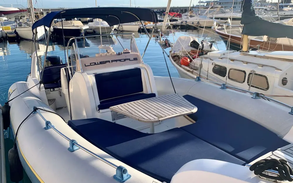 slider 7 Marlin Boat  23 FB