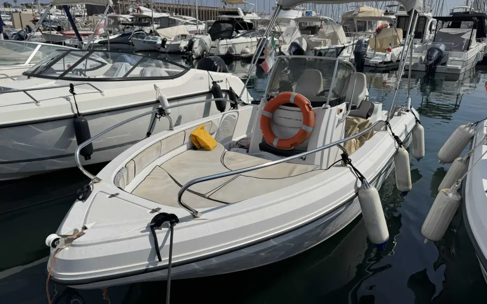 slider 2 Ranieri Voyager 19 S