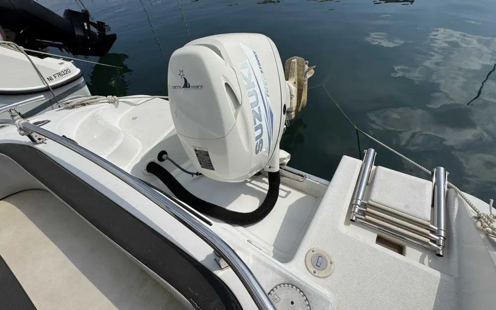 slider 5 Ranieri Voyager 19 S