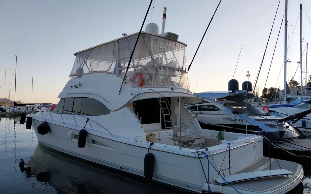 slider 0 Riviera  58 Open Flybridge