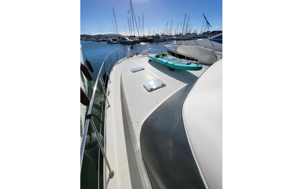 slider 9 Riviera  58 Open Flybridge