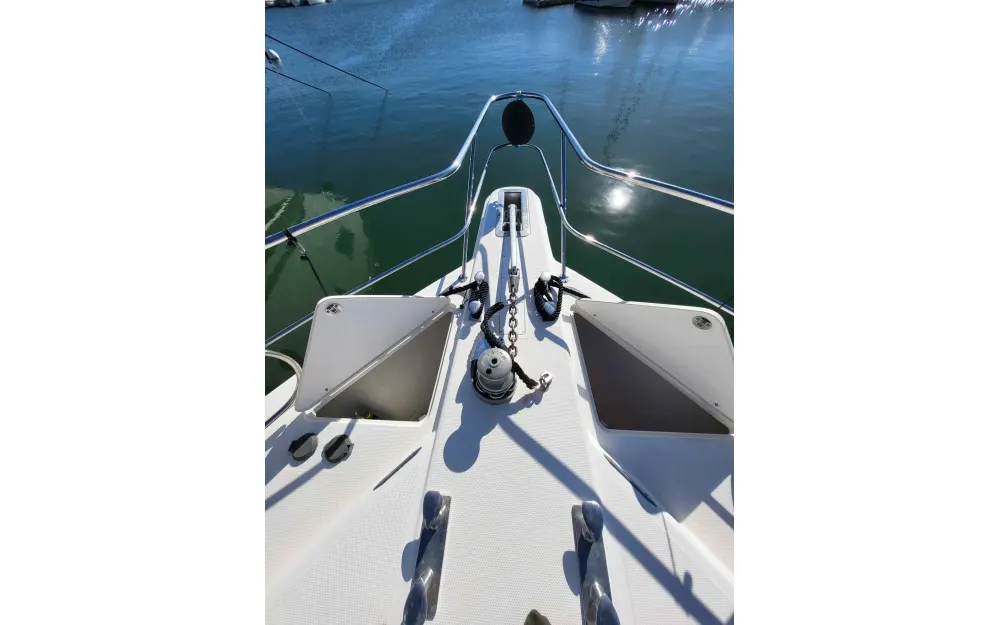 slider 10 Riviera  58 Open Flybridge